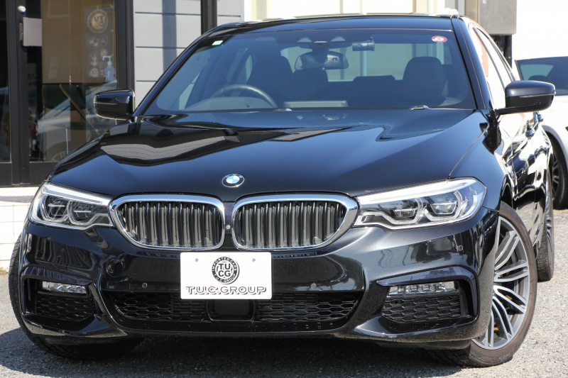 BMW 5シリーズ 523d Mｽﾎﾟｰﾂ ﾊｲﾗｲﾝ 全席ﾋｰﾀｰ黒革 追従ACC HUD ｽﾃｱﾘﾝｸﾞｻﾎﾟｰﾄ HDDﾅﾋﾞTV ｼﾞｪｽﾁｬｰｺﾝﾄﾛｰﾙ 置くだけ充電 Pｱｼｽﾄﾌﾟﾗｽ 360度ｶﾒﾗ ｽﾃｱﾘﾝｸﾞｻﾎﾟｰﾄ 液晶ﾒｰﾀｰ 電動ﾄﾗﾝｸ 2年保証