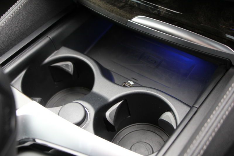 BMW 5シリーズ 523d Mｽﾎﾟｰﾂ ﾊｲﾗｲﾝ 全席ﾋｰﾀｰ黒革 追従ACC HUD ｽﾃｱﾘﾝｸﾞｻﾎﾟｰﾄ HDDﾅﾋﾞTV ｼﾞｪｽﾁｬｰｺﾝﾄﾛｰﾙ 置くだけ充電 Pｱｼｽﾄﾌﾟﾗｽ 360度ｶﾒﾗ ｽﾃｱﾘﾝｸﾞｻﾎﾟｰﾄ 液晶ﾒｰﾀｰ 電動ﾄﾗﾝｸ 2年保証