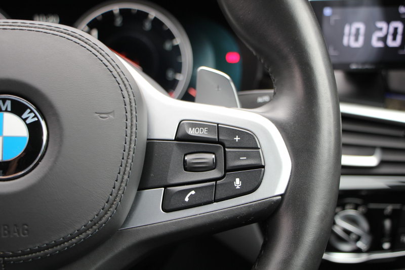 BMW 5シリーズ 523d Mｽﾎﾟｰﾂ ﾊｲﾗｲﾝ 全席ﾋｰﾀｰ黒革 追従ACC HUD ｽﾃｱﾘﾝｸﾞｻﾎﾟｰﾄ HDDﾅﾋﾞTV ｼﾞｪｽﾁｬｰｺﾝﾄﾛｰﾙ 置くだけ充電 Pｱｼｽﾄﾌﾟﾗｽ 360度ｶﾒﾗ ｽﾃｱﾘﾝｸﾞｻﾎﾟｰﾄ 液晶ﾒｰﾀｰ 電動ﾄﾗﾝｸ 2年保証