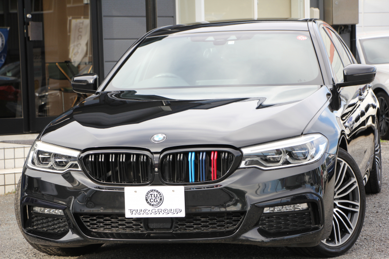 BMW 5シリーズ 523i Mｽﾎﾟｰﾂ 追従ACC ｽﾃｱﾘﾝｸﾞｻﾎﾟｰﾄ LEDﾍｯﾄﾞﾗｲﾄ ｵｰﾄﾊｲﾋﾞｰﾑ 360度ｶﾒﾗ ﾀｯﾁ画面HDDﾅﾋﾞTV 電動ﾄﾗﾝｸ ﾊﾟﾄﾞﾙｼﾌﾄ 専用ｴｱﾛ 19AW ｽﾏｰﾄｷｰ Bluetooth接続 衝突軽減ﾌﾞﾚｰｷ 車線逸脱警告 歩行者警告 ｱﾝﾋﾞｴﾝﾄﾗｲﾄ 2年保証
