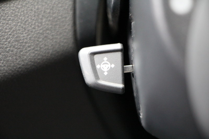 BMW 5シリーズ 523i Mｽﾎﾟｰﾂ 追従ACC ｽﾃｱﾘﾝｸﾞｻﾎﾟｰﾄ LEDﾍｯﾄﾞﾗｲﾄ ｵｰﾄﾊｲﾋﾞｰﾑ 360度ｶﾒﾗ ﾀｯﾁ画面HDDﾅﾋﾞTV 電動ﾄﾗﾝｸ ﾊﾟﾄﾞﾙｼﾌﾄ 専用ｴｱﾛ 19AW ｽﾏｰﾄｷｰ Bluetooth接続 衝突軽減ﾌﾞﾚｰｷ 車線逸脱警告 歩行者警告 ｱﾝﾋﾞｴﾝﾄﾗｲﾄ 2年保証