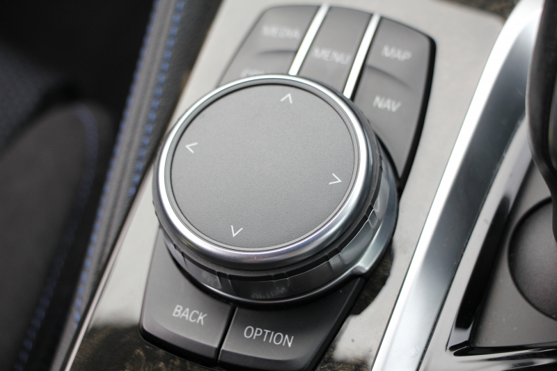 BMW 5シリーズ 523i Mｽﾎﾟｰﾂ 追従ACC ｽﾃｱﾘﾝｸﾞｻﾎﾟｰﾄ LEDﾍｯﾄﾞﾗｲﾄ ｵｰﾄﾊｲﾋﾞｰﾑ 360度ｶﾒﾗ ﾀｯﾁ画面HDDﾅﾋﾞTV 電動ﾄﾗﾝｸ ﾊﾟﾄﾞﾙｼﾌﾄ 専用ｴｱﾛ 19AW ｽﾏｰﾄｷｰ Bluetooth接続 衝突軽減ﾌﾞﾚｰｷ 車線逸脱警告 歩行者警告 ｱﾝﾋﾞｴﾝﾄﾗｲﾄ 2年保証