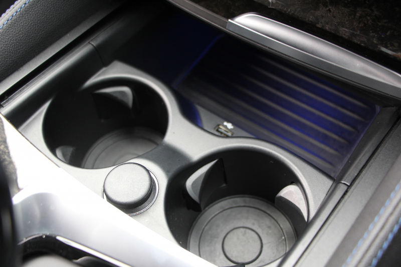 BMW 5シリーズ 523i Mｽﾎﾟｰﾂ 追従ACC ｽﾃｱﾘﾝｸﾞｻﾎﾟｰﾄ LEDﾍｯﾄﾞﾗｲﾄ ｵｰﾄﾊｲﾋﾞｰﾑ 360度ｶﾒﾗ ﾀｯﾁ画面HDDﾅﾋﾞTV 電動ﾄﾗﾝｸ ﾊﾟﾄﾞﾙｼﾌﾄ 専用ｴｱﾛ 19AW ｽﾏｰﾄｷｰ Bluetooth接続 衝突軽減ﾌﾞﾚｰｷ 車線逸脱警告 歩行者警告 ｱﾝﾋﾞｴﾝﾄﾗｲﾄ 2年保証