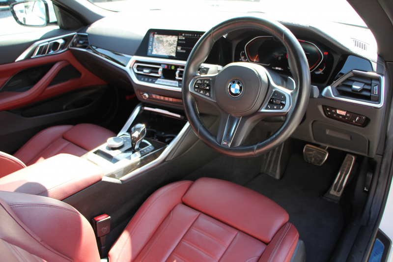 BMW 4シリーズ 420i ｶﾌﾞﾘｵﾚ Mｽﾎﾟｰﾂ ﾌｧｽﾄﾄﾗｯｸ&ｺﾝﾌｫｰﾄP 1ｵﾅ 真珠色 電動ｵｰﾌﾟﾝ ﾋｰﾀｰ赤革 ｱﾀﾞﾌﾟﾃｨﾌﾞMｻｽ 19AW Mspﾌﾞﾚｰｷ 追従ACC ｽﾃｱﾘﾝｸﾞｻﾎﾟｰﾄ ｴｱｶﾗｰ LEDﾍｯﾄﾞﾗｲﾄ ｵｰﾄﾊｲﾋﾞｰﾑ Applecarplay対応 ﾀｯﾁ画面ﾅﾋﾞ360度ｶﾒﾗ Pｱｼｽﾄﾌﾟﾗｽ 2年保証
