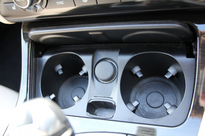 BMW 5シリーズ 523d ｾﾚﾌﾞﾚｰｼｮﾝｴﾃﾞｨｼｮﾝ ﾊﾞﾛﾝ 限定車 最終ﾓﾃﾞﾙ ｵｲｽﾀｰﾚｻﾞｰ LEDﾍｯﾄﾞﾗｲﾄ&ﾌｫｸﾞ追従ACC ﾚｰﾝﾁｪﾝｼﾞ警告 全ﾄﾞｱｿﾌﾄｸﾛｰｽﾞ電動ﾄﾗﾝｸ 液晶ﾒｰﾀｰ HDDﾅﾋﾞTV Bｶﾒﾗ 衝突軽減ﾌﾞﾚｰｷ 車線逸脱警告 歩行者警告 2年保証