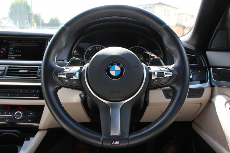 BMW 5シリーズ 523d ｾﾚﾌﾞﾚｰｼｮﾝｴﾃﾞｨｼｮﾝ ﾊﾞﾛﾝ 限定車 最終ﾓﾃﾞﾙ ｵｲｽﾀｰﾚｻﾞｰ LEDﾍｯﾄﾞﾗｲﾄ&ﾌｫｸﾞ追従ACC ﾚｰﾝﾁｪﾝｼﾞ警告 全ﾄﾞｱｿﾌﾄｸﾛｰｽﾞ電動ﾄﾗﾝｸ 液晶ﾒｰﾀｰ HDDﾅﾋﾞTV Bｶﾒﾗ 衝突軽減ﾌﾞﾚｰｷ 車線逸脱警告 歩行者警告 2年保証