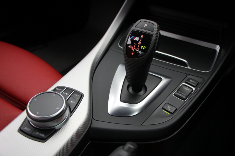 BMW 2シリーズ M240i ｸｰﾍﾟ最終ﾓﾃﾞﾙ 型式変更後 ﾋｰﾀｰ赤革 直6ﾀｰﾎﾞ340馬力 B58新ｴﾝｼﾞﾝ ｱﾀﾞﾌﾟﾃｨﾌﾞMｻｽ 追従ACC LEDﾍｯﾄﾞﾗｲﾄ&ﾃｰﾙ ﾀｯﾁ画面HDDﾅﾋﾞPｱｼｽﾄ 衝突軽減ﾌﾞﾚｰｷ 車線逸脱警告 歩行者警告 ﾊﾟﾄﾞﾙｼﾌﾄ ｽﾏｰﾄｷｰ 専用18AW&ﾌﾞﾚｰｷ 2年保証