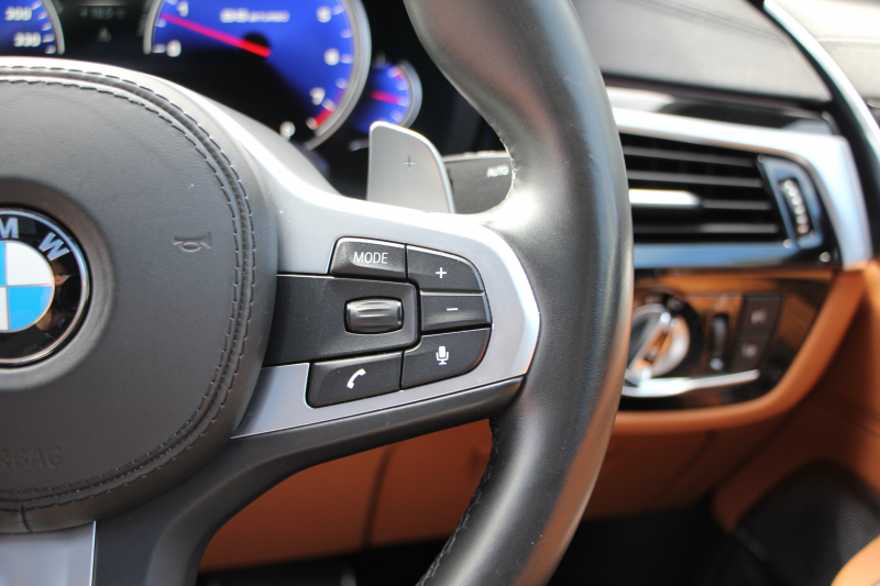 BMW 6シリーズ 640i Xﾄﾞﾗｲﾌﾞｸﾞﾗﾝﾂｰﾘｽﾓ Mｽﾎﾟｰﾂ ﾃﾞﾋﾞｭｰｴﾃﾞｨｼｮﾝ 40台限定車 4WD ﾘｱｴﾝﾀ-ﾃｲﾒﾝﾄ 後席ﾓﾆﾀｰ Bowers＆Wilkinsｻｳﾝﾄﾞﾊﾟﾉﾗﾏｻﾝﾙｰﾌ Fｺﾝﾌｫｰﾄｼｰﾄ&ﾍﾞﾝﾁﾚｰｼｮﾝ 全ﾋｰﾀｰ茶革 全ﾄﾞｱｿﾌﾄｸﾛｰｽﾞ360度ｶﾒﾗ Pｱｼｽﾄﾌﾟﾗｽ 追従ACC HUD 2年保証