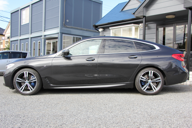 BMW 6シリーズ 640i Xﾄﾞﾗｲﾌﾞｸﾞﾗﾝﾂｰﾘｽﾓ Mｽﾎﾟｰﾂ ﾃﾞﾋﾞｭｰｴﾃﾞｨｼｮﾝ 40台限定車 4WD ﾘｱｴﾝﾀ-ﾃｲﾒﾝﾄ 後席ﾓﾆﾀｰ Bowers＆Wilkinsｻｳﾝﾄﾞﾊﾟﾉﾗﾏｻﾝﾙｰﾌ Fｺﾝﾌｫｰﾄｼｰﾄ&ﾍﾞﾝﾁﾚｰｼｮﾝ 全ﾋｰﾀｰ茶革 全ﾄﾞｱｿﾌﾄｸﾛｰｽﾞ360度ｶﾒﾗ Pｱｼｽﾄﾌﾟﾗｽ 追従ACC HUD 2年保証
