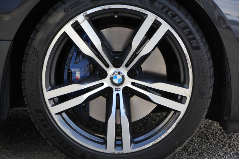 BMW 6シリーズ 640i Xﾄﾞﾗｲﾌﾞｸﾞﾗﾝﾂｰﾘｽﾓ Mｽﾎﾟｰﾂ ﾃﾞﾋﾞｭｰｴﾃﾞｨｼｮﾝ 40台限定車 4WD ﾘｱｴﾝﾀ-ﾃｲﾒﾝﾄ 後席ﾓﾆﾀｰ Bowers＆Wilkinsｻｳﾝﾄﾞﾊﾟﾉﾗﾏｻﾝﾙｰﾌ Fｺﾝﾌｫｰﾄｼｰﾄ&ﾍﾞﾝﾁﾚｰｼｮﾝ 全ﾋｰﾀｰ茶革 全ﾄﾞｱｿﾌﾄｸﾛｰｽﾞ360度ｶﾒﾗ Pｱｼｽﾄﾌﾟﾗｽ 追従ACC HUD 2年保証