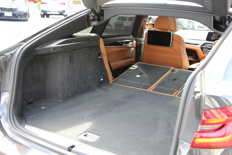 BMW 6シリーズ 640i Xﾄﾞﾗｲﾌﾞｸﾞﾗﾝﾂｰﾘｽﾓ Mｽﾎﾟｰﾂ ﾃﾞﾋﾞｭｰｴﾃﾞｨｼｮﾝ 40台限定車 4WD ﾘｱｴﾝﾀ-ﾃｲﾒﾝﾄ 後席ﾓﾆﾀｰ Bowers＆Wilkinsｻｳﾝﾄﾞﾊﾟﾉﾗﾏｻﾝﾙｰﾌ Fｺﾝﾌｫｰﾄｼｰﾄ&ﾍﾞﾝﾁﾚｰｼｮﾝ 全ﾋｰﾀｰ茶革 全ﾄﾞｱｿﾌﾄｸﾛｰｽﾞ360度ｶﾒﾗ Pｱｼｽﾄﾌﾟﾗｽ 追従ACC HUD 2年保証