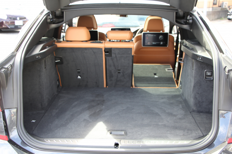 BMW 6シリーズ 640i Xﾄﾞﾗｲﾌﾞｸﾞﾗﾝﾂｰﾘｽﾓ Mｽﾎﾟｰﾂ ﾃﾞﾋﾞｭｰｴﾃﾞｨｼｮﾝ 40台限定車 4WD ﾘｱｴﾝﾀ-ﾃｲﾒﾝﾄ 後席ﾓﾆﾀｰ Bowers＆Wilkinsｻｳﾝﾄﾞﾊﾟﾉﾗﾏｻﾝﾙｰﾌ Fｺﾝﾌｫｰﾄｼｰﾄ&ﾍﾞﾝﾁﾚｰｼｮﾝ 全ﾋｰﾀｰ茶革 全ﾄﾞｱｿﾌﾄｸﾛｰｽﾞ360度ｶﾒﾗ Pｱｼｽﾄﾌﾟﾗｽ 追従ACC HUD 2年保証