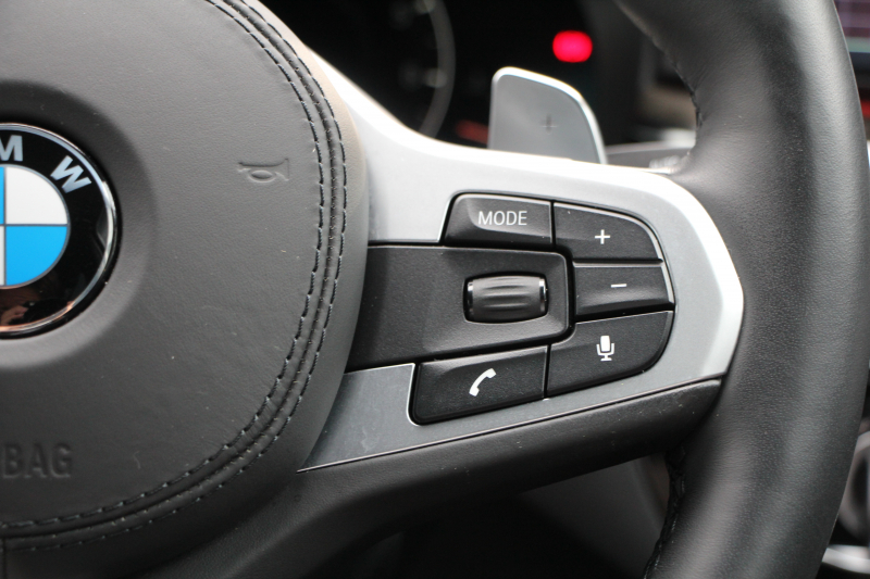 BMW 5シリーズ 530i Mｽﾎﾟｰﾂ ｾﾚｸﾄ&ｱﾄﾞﾊﾞﾝｽﾊﾟｯｹｰｼﾞ変更後ﾓﾃﾞﾙ 252馬力 ｻﾝﾙｰﾌ 全席ﾋｰﾀｰ黒革 ﾊｰﾏﾝｶｰﾄﾞﾝｻﾗｳﾝﾄﾞ4ｿﾞｰﾝｴｱｺﾝ 変更後液晶ﾒｰﾀｰ LEDﾍｯﾄﾞﾗｲﾄ ｵｰﾄﾊｲﾋﾞｰﾑ ﾀｯﾁ画面HDDﾅﾋﾞTV 360度ｶﾒﾗ 電動ﾄﾗﾝｸ 2年保証