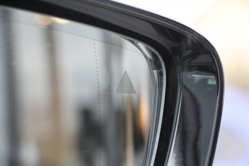 BMW 5シリーズ 530i Mｽﾎﾟｰﾂ ｾﾚｸﾄ&ｱﾄﾞﾊﾞﾝｽﾊﾟｯｹｰｼﾞ変更後ﾓﾃﾞﾙ 252馬力 ｻﾝﾙｰﾌ 全席ﾋｰﾀｰ黒革 ﾊｰﾏﾝｶｰﾄﾞﾝｻﾗｳﾝﾄﾞ4ｿﾞｰﾝｴｱｺﾝ 変更後液晶ﾒｰﾀｰ LEDﾍｯﾄﾞﾗｲﾄ ｵｰﾄﾊｲﾋﾞｰﾑ ﾀｯﾁ画面HDDﾅﾋﾞTV 360度ｶﾒﾗ 電動ﾄﾗﾝｸ 2年保証