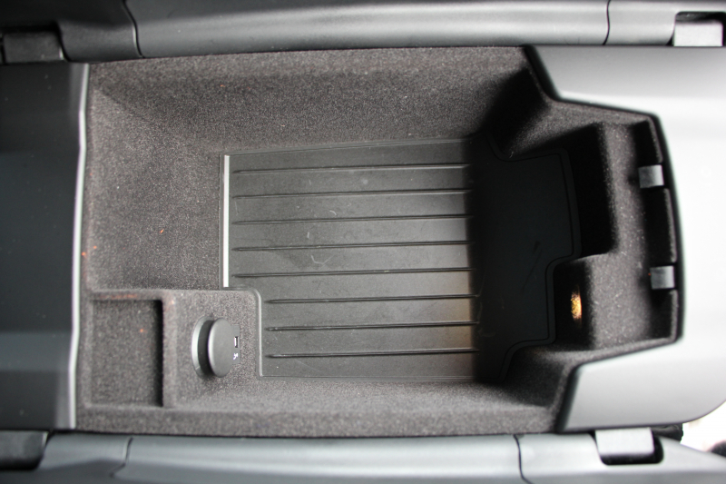 BMW 5シリーズ 530i Mｽﾎﾟｰﾂ ｾﾚｸﾄ&ｱﾄﾞﾊﾞﾝｽﾊﾟｯｹｰｼﾞ変更後ﾓﾃﾞﾙ 252馬力 ｻﾝﾙｰﾌ 全席ﾋｰﾀｰ黒革 ﾊｰﾏﾝｶｰﾄﾞﾝｻﾗｳﾝﾄﾞ4ｿﾞｰﾝｴｱｺﾝ 変更後液晶ﾒｰﾀｰ LEDﾍｯﾄﾞﾗｲﾄ ｵｰﾄﾊｲﾋﾞｰﾑ ﾀｯﾁ画面HDDﾅﾋﾞTV 360度ｶﾒﾗ 電動ﾄﾗﾝｸ 2年保証