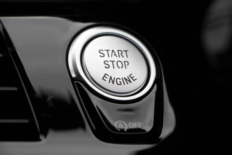 BMW 5シリーズ 530i Mｽﾎﾟｰﾂ ｾﾚｸﾄ&ｱﾄﾞﾊﾞﾝｽﾊﾟｯｹｰｼﾞ変更後ﾓﾃﾞﾙ 252馬力 ｻﾝﾙｰﾌ 全席ﾋｰﾀｰ黒革 ﾊｰﾏﾝｶｰﾄﾞﾝｻﾗｳﾝﾄﾞ4ｿﾞｰﾝｴｱｺﾝ 変更後液晶ﾒｰﾀｰ LEDﾍｯﾄﾞﾗｲﾄ ｵｰﾄﾊｲﾋﾞｰﾑ ﾀｯﾁ画面HDDﾅﾋﾞTV 360度ｶﾒﾗ 電動ﾄﾗﾝｸ 2年保証