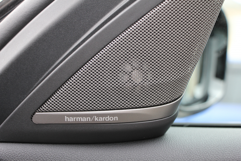 BMW 5シリーズ 530i Mｽﾎﾟｰﾂ ｾﾚｸﾄ&ｱﾄﾞﾊﾞﾝｽﾊﾟｯｹｰｼﾞ変更後ﾓﾃﾞﾙ 252馬力 ｻﾝﾙｰﾌ 全席ﾋｰﾀｰ黒革 ﾊｰﾏﾝｶｰﾄﾞﾝｻﾗｳﾝﾄﾞ4ｿﾞｰﾝｴｱｺﾝ 変更後液晶ﾒｰﾀｰ LEDﾍｯﾄﾞﾗｲﾄ ｵｰﾄﾊｲﾋﾞｰﾑ ﾀｯﾁ画面HDDﾅﾋﾞTV 360度ｶﾒﾗ 電動ﾄﾗﾝｸ 2年保証