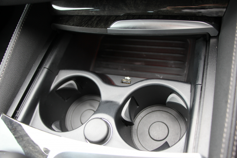 BMW 5シリーズ 530i Mｽﾎﾟｰﾂ ｾﾚｸﾄ&ｱﾄﾞﾊﾞﾝｽﾊﾟｯｹｰｼﾞ変更後ﾓﾃﾞﾙ 252馬力 ｻﾝﾙｰﾌ 全席ﾋｰﾀｰ黒革 ﾊｰﾏﾝｶｰﾄﾞﾝｻﾗｳﾝﾄﾞ4ｿﾞｰﾝｴｱｺﾝ 変更後液晶ﾒｰﾀｰ LEDﾍｯﾄﾞﾗｲﾄ ｵｰﾄﾊｲﾋﾞｰﾑ ﾀｯﾁ画面HDDﾅﾋﾞTV 360度ｶﾒﾗ 電動ﾄﾗﾝｸ 2年保証