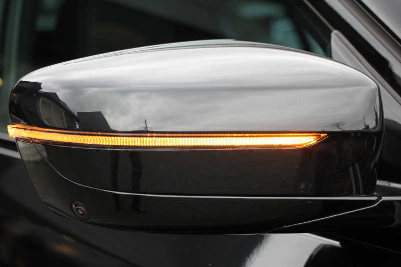 BMW 5シリーズ 530i Mｽﾎﾟｰﾂ ｾﾚｸﾄ&ｱﾄﾞﾊﾞﾝｽﾊﾟｯｹｰｼﾞ変更後ﾓﾃﾞﾙ 252馬力 ｻﾝﾙｰﾌ 全席ﾋｰﾀｰ黒革 ﾊｰﾏﾝｶｰﾄﾞﾝｻﾗｳﾝﾄﾞ4ｿﾞｰﾝｴｱｺﾝ 変更後液晶ﾒｰﾀｰ LEDﾍｯﾄﾞﾗｲﾄ ｵｰﾄﾊｲﾋﾞｰﾑ ﾀｯﾁ画面HDDﾅﾋﾞTV 360度ｶﾒﾗ 電動ﾄﾗﾝｸ 2年保証