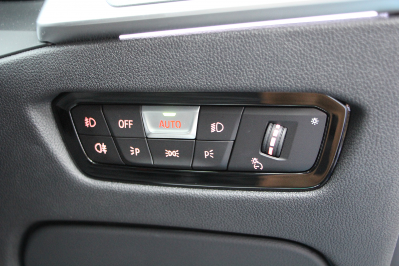 BMW 3シリーズ 320i Mｽﾎﾟｰﾂ ﾊｲﾗｲﾝ ｺﾝﾌｫｰﾄP 1ｵｰﾅ ﾋｰﾀｰ黒革 ﾗﾝﾊﾞｰｻﾎﾟｰﾄ ｵﾌﾟｼｮﾝ19AW 電動ﾄﾗﾝｸ Hifiｽﾋﾟｰｶｰ BMWﾗｲﾌﾞｺｯｸﾋﾟｯﾄ 置くだけ充電 LEDﾍｯﾄﾞﾗｲﾄ ｱﾝﾋﾞｴﾝﾄﾗｲﾄ 追従ACC ｽﾃｱﾘﾝｸﾞｻﾎﾟｰﾄ ｱｯﾌﾟﾙｶｰﾌﾟﾚｲ ﾀｯﾁ画面ﾅﾋﾞ2年保証