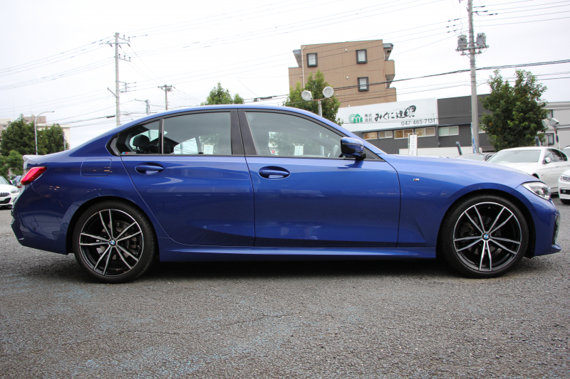 BMW 3シリーズ 320i Mｽﾎﾟｰﾂ ﾊｲﾗｲﾝ ｺﾝﾌｫｰﾄP 1ｵｰﾅ ﾋｰﾀｰ黒革 ﾗﾝﾊﾞｰｻﾎﾟｰﾄ ｵﾌﾟｼｮﾝ19AW 電動ﾄﾗﾝｸ Hifiｽﾋﾟｰｶｰ BMWﾗｲﾌﾞｺｯｸﾋﾟｯﾄ 置くだけ充電 LEDﾍｯﾄﾞﾗｲﾄ ｱﾝﾋﾞｴﾝﾄﾗｲﾄ 追従ACC ｽﾃｱﾘﾝｸﾞｻﾎﾟｰﾄ ｱｯﾌﾟﾙｶｰﾌﾟﾚｲ ﾀｯﾁ画面ﾅﾋﾞ2年保証