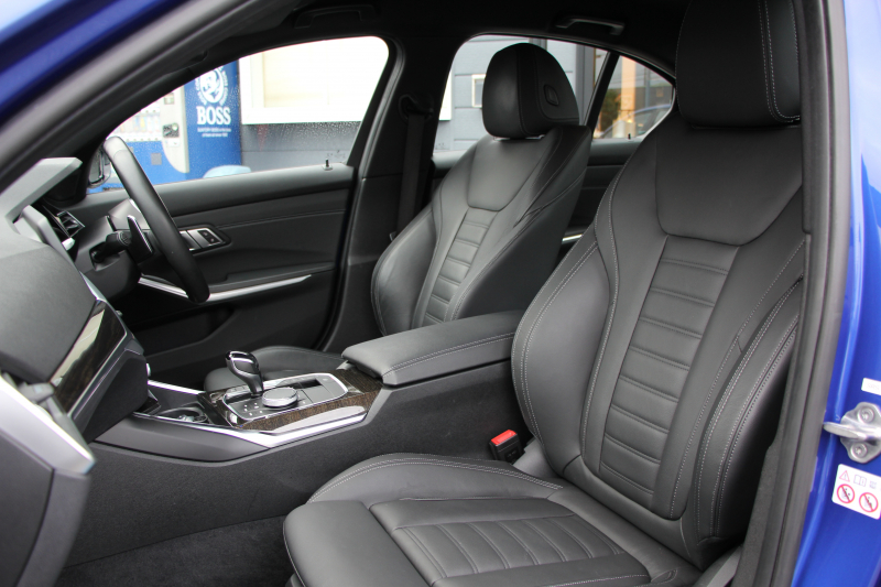 BMW 3シリーズ 320i Mｽﾎﾟｰﾂ ﾊｲﾗｲﾝ ｺﾝﾌｫｰﾄP 1ｵｰﾅ ﾋｰﾀｰ黒革 ﾗﾝﾊﾞｰｻﾎﾟｰﾄ ｵﾌﾟｼｮﾝ19AW 電動ﾄﾗﾝｸ Hifiｽﾋﾟｰｶｰ BMWﾗｲﾌﾞｺｯｸﾋﾟｯﾄ 置くだけ充電 LEDﾍｯﾄﾞﾗｲﾄ ｱﾝﾋﾞｴﾝﾄﾗｲﾄ 追従ACC ｽﾃｱﾘﾝｸﾞｻﾎﾟｰﾄ ｱｯﾌﾟﾙｶｰﾌﾟﾚｲ ﾀｯﾁ画面ﾅﾋﾞ2年保証