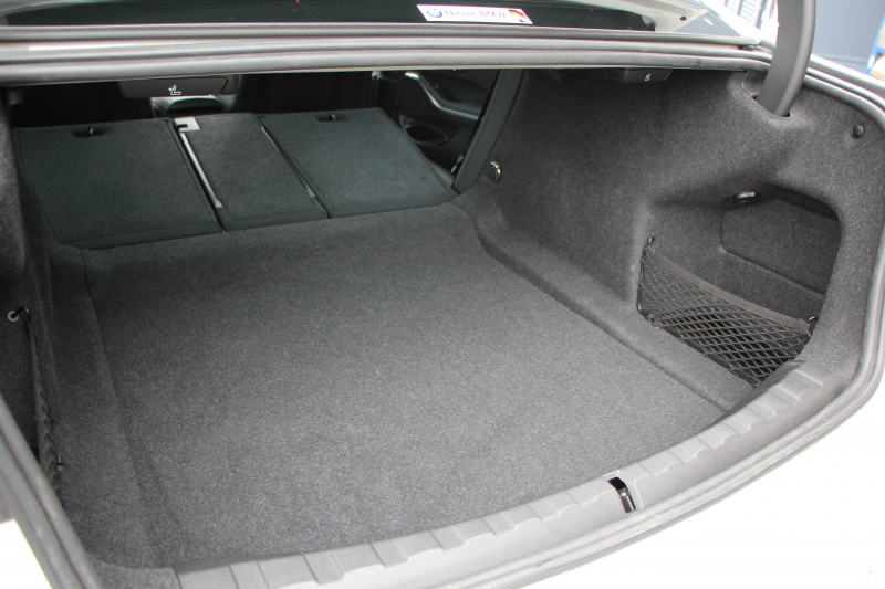 BMW 3シリーズ 320i Mｽﾎﾟｰﾂ ﾃﾞﾋﾞｭｰ&ｲﾉﾍﾞｰｼｮﾝ&ｺﾝﾌｫｰﾄP ﾌﾞﾙｰｽﾃｯﾁ黒革 ﾚｰｻﾞｰLEDﾗｲﾄ HUD ｼﾞｪｽﾁｬｰｺﾝﾄﾛｰﾙ ﾌﾙｾｸﾞTV 19AW 電動ﾄﾗﾝｸ 追従ACC ｽﾃｱﾘﾝｸﾞｻﾎﾟｰﾄ ﾀｯﾁ画面HDDﾅﾋﾞApplecarplay対応 後退ｱｼｽﾄ ﾌﾞﾗｯｸｷﾄﾞﾆｰｸﾞﾘﾙ 2年保証