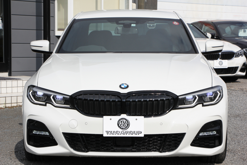 BMW 3シリーズ 320i Mｽﾎﾟｰﾂ ﾃﾞﾋﾞｭｰ&ｲﾉﾍﾞｰｼｮﾝ&ｺﾝﾌｫｰﾄP ﾌﾞﾙｰｽﾃｯﾁ黒革 ﾚｰｻﾞｰLEDﾗｲﾄ HUD ｼﾞｪｽﾁｬｰｺﾝﾄﾛｰﾙ ﾌﾙｾｸﾞTV 19AW 電動ﾄﾗﾝｸ 追従ACC ｽﾃｱﾘﾝｸﾞｻﾎﾟｰﾄ ﾀｯﾁ画面HDDﾅﾋﾞApplecarplay対応 後退ｱｼｽﾄ ﾌﾞﾗｯｸｷﾄﾞﾆｰｸﾞﾘﾙ 2年保証