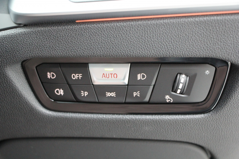 BMW 3シリーズ 320i Mｽﾎﾟｰﾂ ﾃﾞﾋﾞｭｰ&ｲﾉﾍﾞｰｼｮﾝ&ｺﾝﾌｫｰﾄP ﾌﾞﾙｰｽﾃｯﾁ黒革 ﾚｰｻﾞｰLEDﾗｲﾄ HUD ｼﾞｪｽﾁｬｰｺﾝﾄﾛｰﾙ ﾌﾙｾｸﾞTV 19AW 電動ﾄﾗﾝｸ 追従ACC ｽﾃｱﾘﾝｸﾞｻﾎﾟｰﾄ ﾀｯﾁ画面HDDﾅﾋﾞApplecarplay対応 後退ｱｼｽﾄ ﾌﾞﾗｯｸｷﾄﾞﾆｰｸﾞﾘﾙ 2年保証