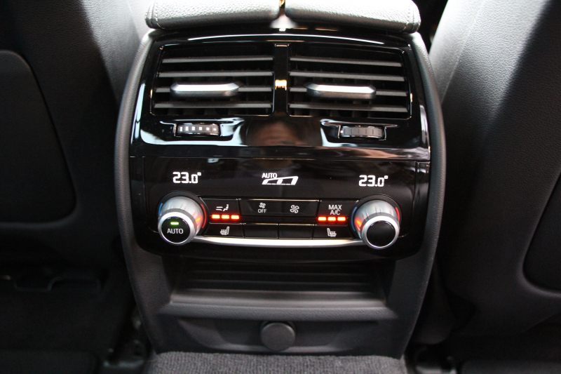 BMW 5シリーズ 523d Mｽﾎﾟｰﾂ ﾊｲﾗｲﾝ ｾﾚｸﾄ&ｱﾄﾞﾊﾞﾝｽﾊﾟｯｹｰｼﾞ変更後ﾓﾃﾞﾙ 1ｵﾅ ｻﾝﾙｰﾌ 全席ﾋｰﾀｰ黒革 ﾊｰﾏﾝｶｰﾄﾞﾝｻﾗｳﾝﾄﾞ4ｿﾞｰﾝｴｱｺﾝ 変更後液晶ﾒｰﾀｰ LEDﾍｯﾄﾞﾗｲﾄ ｵｰﾄﾊｲﾋﾞｰﾑ ﾀｯﾁ画面HDDﾅﾋﾞTV 360度ｶﾒﾗ 電動ﾄﾗﾝｸ 2年保証