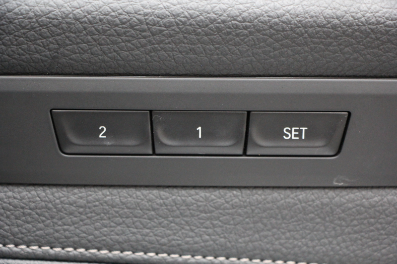 BMW 5シリーズ 523d Mｽﾎﾟｰﾂ ﾊｲﾗｲﾝ ｾﾚｸﾄ&ｱﾄﾞﾊﾞﾝｽﾊﾟｯｹｰｼﾞ変更後ﾓﾃﾞﾙ 1ｵﾅ ｻﾝﾙｰﾌ 全席ﾋｰﾀｰ黒革 ﾊｰﾏﾝｶｰﾄﾞﾝｻﾗｳﾝﾄﾞ4ｿﾞｰﾝｴｱｺﾝ 変更後液晶ﾒｰﾀｰ LEDﾍｯﾄﾞﾗｲﾄ ｵｰﾄﾊｲﾋﾞｰﾑ ﾀｯﾁ画面HDDﾅﾋﾞTV 360度ｶﾒﾗ 電動ﾄﾗﾝｸ 2年保証