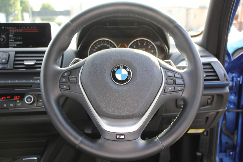 BMW 1シリーズ M135i 直6ﾀｰﾎﾞ320馬力 1ｵ-ﾅ 衝突軽減ﾌﾞﾚｰｷ 車線逸脱警告 歩行者警告 ｸﾙｺﾝ ﾌﾙｾｸﾞTV Bｶﾒﾗ ｱﾀﾞﾌﾟﾃｨﾌﾞMｻｽ ﾀｯﾁﾊﾟｯﾄﾞ対応HDDﾅﾋﾞ専用ｴｱﾛ 18AW&ﾌﾞﾚｰｷ 左右独立ｵｰﾄｴｱｺﾝ ﾊﾟﾄﾞﾙｼﾌﾄ 2年保証