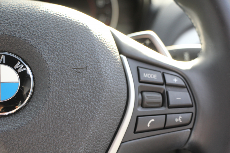 BMW 1シリーズ M135i 直6ﾀｰﾎﾞ320馬力 1ｵ-ﾅ 衝突軽減ﾌﾞﾚｰｷ 車線逸脱警告 歩行者警告 ｸﾙｺﾝ ﾌﾙｾｸﾞTV Bｶﾒﾗ ｱﾀﾞﾌﾟﾃｨﾌﾞMｻｽ ﾀｯﾁﾊﾟｯﾄﾞ対応HDDﾅﾋﾞ専用ｴｱﾛ 18AW&ﾌﾞﾚｰｷ 左右独立ｵｰﾄｴｱｺﾝ ﾊﾟﾄﾞﾙｼﾌﾄ 2年保証