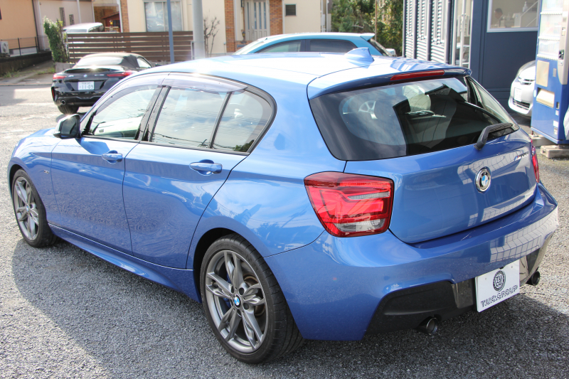 BMW 1シリーズ M135i 直6ﾀｰﾎﾞ320馬力 1ｵ-ﾅ 衝突軽減ﾌﾞﾚｰｷ 車線逸脱警告 歩行者警告 ｸﾙｺﾝ ﾌﾙｾｸﾞTV Bｶﾒﾗ ｱﾀﾞﾌﾟﾃｨﾌﾞMｻｽ ﾀｯﾁﾊﾟｯﾄﾞ対応HDDﾅﾋﾞ専用ｴｱﾛ 18AW&ﾌﾞﾚｰｷ 左右独立ｵｰﾄｴｱｺﾝ ﾊﾟﾄﾞﾙｼﾌﾄ 2年保証