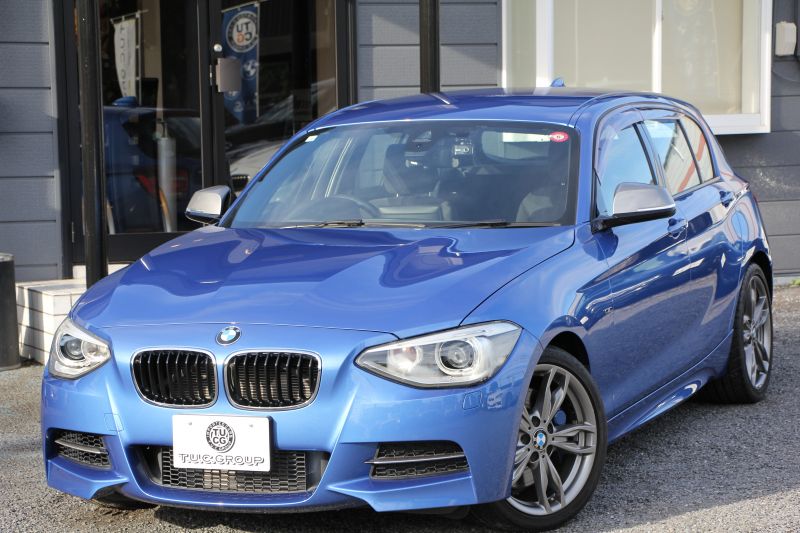 BMW 1シリーズ M135i 直6ﾀｰﾎﾞ320馬力 1ｵ-ﾅ 衝突軽減ﾌﾞﾚｰｷ 車線逸脱警告 歩行者警告 ｸﾙｺﾝ ﾌﾙｾｸﾞTV Bｶﾒﾗ ｱﾀﾞﾌﾟﾃｨﾌﾞMｻｽ ﾀｯﾁﾊﾟｯﾄﾞ対応HDDﾅﾋﾞ専用ｴｱﾛ 18AW&ﾌﾞﾚｰｷ 左右独立ｵｰﾄｴｱｺﾝ ﾊﾟﾄﾞﾙｼﾌﾄ 2年保証