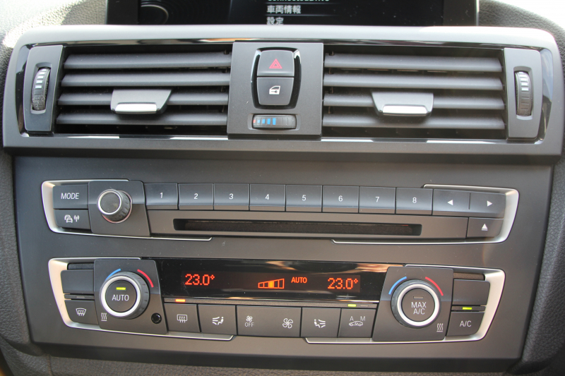 BMW 1シリーズ M135i 直6ﾀｰﾎﾞ320馬力 1ｵ-ﾅ 衝突軽減ﾌﾞﾚｰｷ 車線逸脱警告 歩行者警告 ｸﾙｺﾝ ﾌﾙｾｸﾞTV Bｶﾒﾗ ｱﾀﾞﾌﾟﾃｨﾌﾞMｻｽ ﾀｯﾁﾊﾟｯﾄﾞ対応HDDﾅﾋﾞ専用ｴｱﾛ 18AW&ﾌﾞﾚｰｷ 左右独立ｵｰﾄｴｱｺﾝ ﾊﾟﾄﾞﾙｼﾌﾄ 2年保証