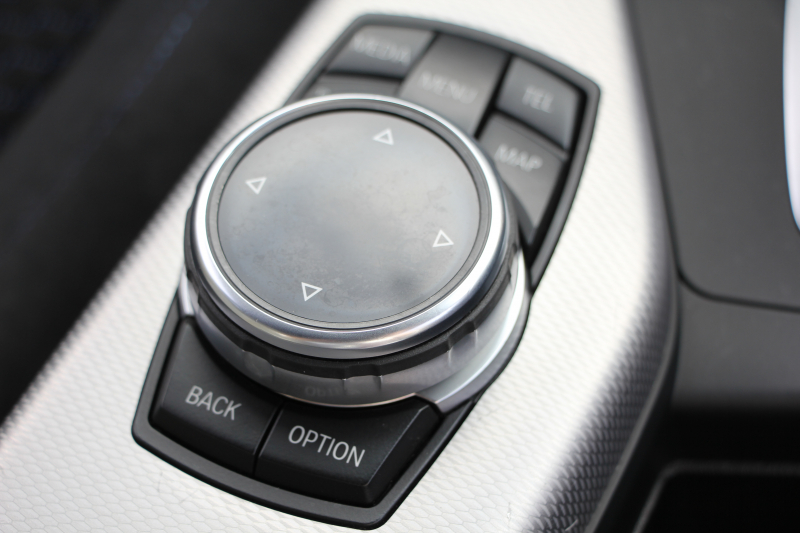 BMW 1シリーズ M135i 直6ﾀｰﾎﾞ320馬力 1ｵ-ﾅ 衝突軽減ﾌﾞﾚｰｷ 車線逸脱警告 歩行者警告 ｸﾙｺﾝ ﾌﾙｾｸﾞTV Bｶﾒﾗ ｱﾀﾞﾌﾟﾃｨﾌﾞMｻｽ ﾀｯﾁﾊﾟｯﾄﾞ対応HDDﾅﾋﾞ専用ｴｱﾛ 18AW&ﾌﾞﾚｰｷ 左右独立ｵｰﾄｴｱｺﾝ ﾊﾟﾄﾞﾙｼﾌﾄ 2年保証