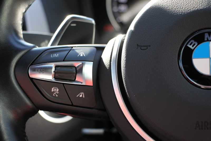 BMW 2シリーズ M240i ｸｰﾍﾟ後期 ﾌｪｲｽﾘﾌﾄ後 ﾋｰﾀｰ赤革 直6ﾀｰﾎﾞ340馬力 B58新ｴﾝｼﾞﾝ ｱﾀﾞﾌﾟﾃｨﾌﾞMｻｽ 追従ACC LEDﾍｯﾄﾞﾗｲﾄ&ﾃｰﾙ ﾀｯﾁ画面HDDﾅﾋﾞPｱｼｽﾄ 衝突軽減ﾌﾞﾚｰｷ 車線逸脱警告 歩行者警告 ﾊﾟﾄﾞﾙｼﾌﾄ ｽﾏｰﾄｷｰ 専用18AW&ﾌﾞﾚｰｷ 2年保証