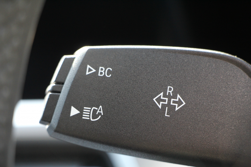 BMW 3シリーズ 320d Xdrive Mｽﾎﾟｰﾂ ﾃﾞﾋﾞｭｰP 専用ﾌﾞﾙｰｽﾃｯﾁ黒革 ｼｰﾄﾋｰﾀｰ 19AW 360度ｶﾒﾗ ｺﾝﾌｫｰﾄP 電動ﾄﾗﾝｸ 追従ACC ｽﾃｱﾘﾝｸﾞｻﾎﾟｰﾄ LEDﾍｯﾄﾞﾗｲﾄ ｵｰﾄﾊｲﾋﾞｰﾑ ﾌﾙｾｸﾞTV Applecarplay対応 BMW ﾗｲﾌﾞｺｯｸﾋﾟｯﾄﾞHi-fiｽﾋﾟｰｶｰ 2年保証