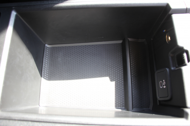 BMW 3シリーズ 320d Xdrive Mｽﾎﾟｰﾂ ﾃﾞﾋﾞｭｰP 専用ﾌﾞﾙｰｽﾃｯﾁ黒革 ｼｰﾄﾋｰﾀｰ 19AW 360度ｶﾒﾗ ｺﾝﾌｫｰﾄP 電動ﾄﾗﾝｸ 追従ACC ｽﾃｱﾘﾝｸﾞｻﾎﾟｰﾄ LEDﾍｯﾄﾞﾗｲﾄ ｵｰﾄﾊｲﾋﾞｰﾑ ﾌﾙｾｸﾞTV Applecarplay対応 BMW ﾗｲﾌﾞｺｯｸﾋﾟｯﾄﾞHi-fiｽﾋﾟｰｶｰ 2年保証