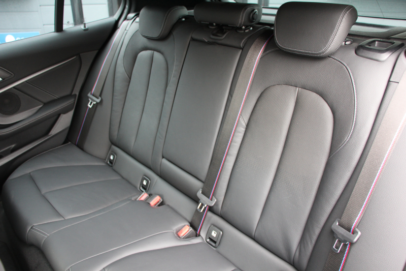 BMW 1シリーズ M135i Xdrive ﾋﾞｼﾞｮﾝP【5/22迄限定掲載】4WD 1ｵﾅ 306馬力 受注生産OPﾌﾞﾗｯｸﾚｻﾞｰ Mｽﾎﾟｰﾂｼｰﾄ HUD ｱﾀﾞﾌﾟﾃｨﾌﾞLEDﾍｯﾄﾞﾗｲﾄ ｵｰﾄﾊｲﾋﾞ-ﾑ ｱﾀﾞﾌﾟﾃｨﾌﾞｻｽ Mｼｰﾄﾍﾞﾙﾄ ｺﾝﾌｫｰﾄP ﾗｲﾌﾞｺｯｸﾋﾟｯﾄ 追ACC 電動ﾄﾗﾝｸ ｶｰﾌﾟﾚｲ Pｱｼｽﾄ 2年保証