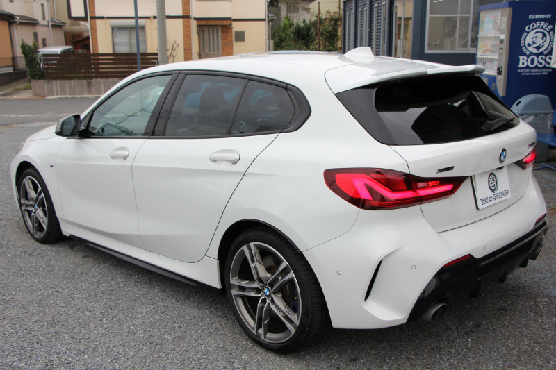 BMW 1シリーズ M135i Xdrive ﾋﾞｼﾞｮﾝP【5/22迄限定掲載】4WD 1ｵﾅ 306馬力 受注生産OPﾌﾞﾗｯｸﾚｻﾞｰ Mｽﾎﾟｰﾂｼｰﾄ HUD ｱﾀﾞﾌﾟﾃｨﾌﾞLEDﾍｯﾄﾞﾗｲﾄ ｵｰﾄﾊｲﾋﾞ-ﾑ ｱﾀﾞﾌﾟﾃｨﾌﾞｻｽ Mｼｰﾄﾍﾞﾙﾄ ｺﾝﾌｫｰﾄP ﾗｲﾌﾞｺｯｸﾋﾟｯﾄ 追ACC 電動ﾄﾗﾝｸ ｶｰﾌﾟﾚｲ Pｱｼｽﾄ 2年保証
