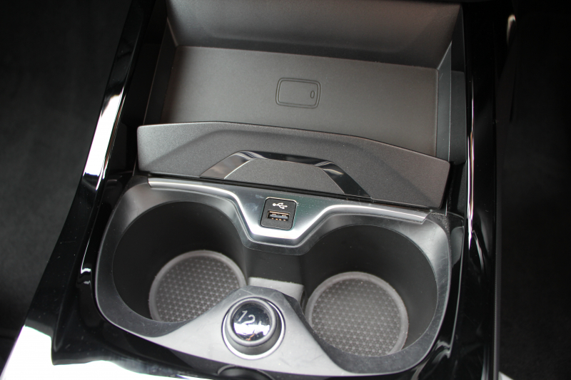 BMW 2シリーズ M235i Xdrive ｸﾞﾗﾝｸｰﾍﾟﾃﾞﾋﾞｭｰP 4WD 1ｵ-ﾅ 306馬力 ｱﾀﾞﾌﾟﾃｨﾌﾞMｻｽ Mｽﾎﾟｰﾂｼｰﾄ Mｼｰﾄﾍﾞﾙﾄ Mｽﾎﾟｰﾂﾌﾞﾚｰｷ 追従ACC 後退ｱｼｽﾄ LEDﾍｯﾄﾞﾗｲﾄ 専用18AW Applecarplay対応 HDDﾅﾋﾞPｱｼｽﾄ BMWﾗｲﾌﾞｺｯｸﾋﾟｯﾄ 2年保証