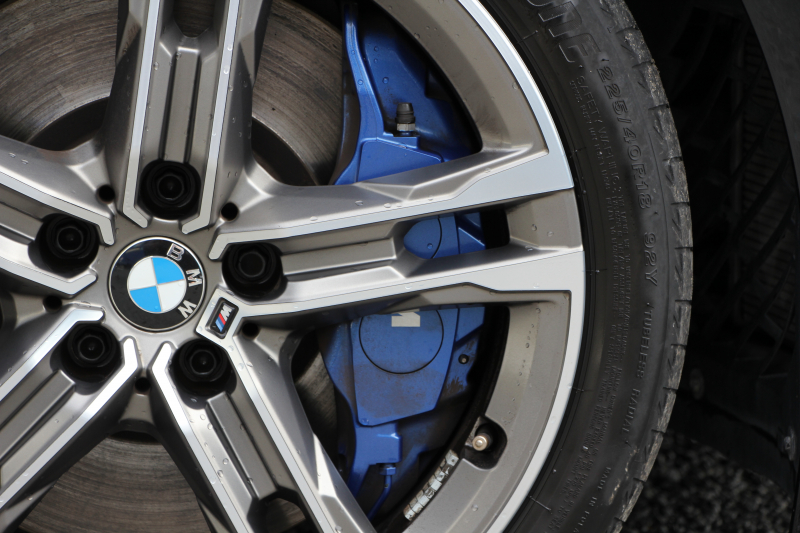 BMW 2シリーズ M235i Xdrive ｸﾞﾗﾝｸｰﾍﾟﾃﾞﾋﾞｭｰP 4WD 1ｵ-ﾅ 306馬力 ｱﾀﾞﾌﾟﾃｨﾌﾞMｻｽ Mｽﾎﾟｰﾂｼｰﾄ Mｼｰﾄﾍﾞﾙﾄ Mｽﾎﾟｰﾂﾌﾞﾚｰｷ 追従ACC 後退ｱｼｽﾄ LEDﾍｯﾄﾞﾗｲﾄ 専用18AW Applecarplay対応 HDDﾅﾋﾞPｱｼｽﾄ BMWﾗｲﾌﾞｺｯｸﾋﾟｯﾄ 2年保証