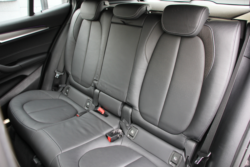 BMW X2 M35i ｾﾚｸﾄP【5/22迄限定掲載】4WD 306馬力 ﾊﾟﾉﾗﾏｻﾝﾙｰﾌ 受注生産OPﾌﾞﾗｯｸﾚｻﾞｰ ｼｰﾄﾋｰﾀｰ ｵﾌﾟｼｮﾝ20AW 追従ACC LEDﾍｯﾄﾞﾗｲﾄ ﾀｯﾁ画面HDDﾅﾋﾞPｱｼｽﾄ 電動ﾘｱｹﾞｰﾄ 衝突軽減ﾌﾞﾚｰｷ 車線逸脱&歩行者警告 ｽﾏｰﾄｷｰ ﾊﾟﾄﾞﾙｼﾌﾄ 2年保証