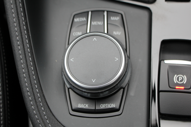 BMW X2 M35i ｾﾚｸﾄP【5/22迄限定掲載】4WD 306馬力 ﾊﾟﾉﾗﾏｻﾝﾙｰﾌ 受注生産OPﾌﾞﾗｯｸﾚｻﾞｰ ｼｰﾄﾋｰﾀｰ ｵﾌﾟｼｮﾝ20AW 追従ACC LEDﾍｯﾄﾞﾗｲﾄ ﾀｯﾁ画面HDDﾅﾋﾞPｱｼｽﾄ 電動ﾘｱｹﾞｰﾄ 衝突軽減ﾌﾞﾚｰｷ 車線逸脱&歩行者警告 ｽﾏｰﾄｷｰ ﾊﾟﾄﾞﾙｼﾌﾄ 2年保証