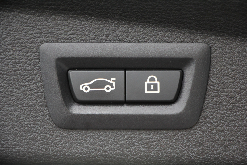 BMW X2 M35i ｾﾚｸﾄP【5/22迄限定掲載】4WD 306馬力 ﾊﾟﾉﾗﾏｻﾝﾙｰﾌ 受注生産OPﾌﾞﾗｯｸﾚｻﾞｰ ｼｰﾄﾋｰﾀｰ ｵﾌﾟｼｮﾝ20AW 追従ACC LEDﾍｯﾄﾞﾗｲﾄ ﾀｯﾁ画面HDDﾅﾋﾞPｱｼｽﾄ 電動ﾘｱｹﾞｰﾄ 衝突軽減ﾌﾞﾚｰｷ 車線逸脱&歩行者警告 ｽﾏｰﾄｷｰ ﾊﾟﾄﾞﾙｼﾌﾄ 2年保証