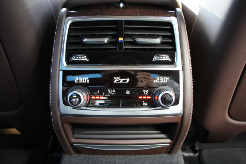 BMW 7シリーズ 750i Mｽﾎﾟｰﾂ V8ﾂｲﾝﾀｰﾎﾞ450馬力 ｻﾝﾙｰﾌ ﾚｰｻﾞｰﾗｲﾄ ｴﾅｼﾞｰ21AW&ﾌﾛﾝﾄ&ﾘｱｽﾎﾟｲﾗｰ 全ﾋｰﾀｰﾓｶﾚｻﾞｰ ﾏｯｻｰｼﾞ&ﾍﾞﾝﾁﾚｰｼｮﾝ ﾃﾞｨｽﾌﾟﾚｲｷｰ 追従ACC HUD ｽﾃｱﾘﾝｸﾞｻﾎﾟｰﾄ ﾀｯﾁ画面HDDﾅﾋﾞTV 360度ｶﾒﾗ 全ﾄﾞｱｿﾌﾄｸﾛｰｽﾞ2年保証