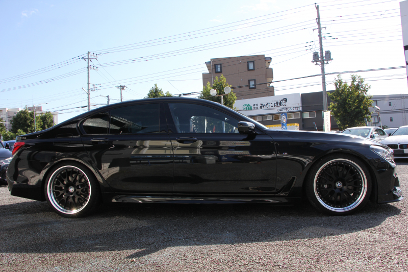 BMW 7シリーズ 750i Mｽﾎﾟｰﾂ V8ﾂｲﾝﾀｰﾎﾞ450馬力 ｻﾝﾙｰﾌ ﾚｰｻﾞｰﾗｲﾄ ｴﾅｼﾞｰ21AW&ﾌﾛﾝﾄ&ﾘｱｽﾎﾟｲﾗｰ 全ﾋｰﾀｰﾓｶﾚｻﾞｰ ﾏｯｻｰｼﾞ&ﾍﾞﾝﾁﾚｰｼｮﾝ ﾃﾞｨｽﾌﾟﾚｲｷｰ 追従ACC HUD ｽﾃｱﾘﾝｸﾞｻﾎﾟｰﾄ ﾀｯﾁ画面HDDﾅﾋﾞTV 360度ｶﾒﾗ 全ﾄﾞｱｿﾌﾄｸﾛｰｽﾞ2年保証