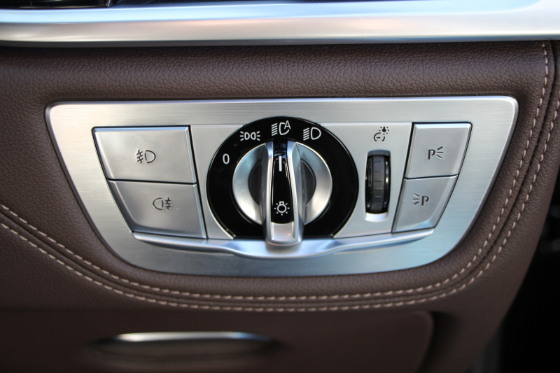 BMW 7シリーズ 750i Mｽﾎﾟｰﾂ V8ﾂｲﾝﾀｰﾎﾞ450馬力 ｻﾝﾙｰﾌ ﾚｰｻﾞｰﾗｲﾄ ｴﾅｼﾞｰ21AW&ﾌﾛﾝﾄ&ﾘｱｽﾎﾟｲﾗｰ 全ﾋｰﾀｰﾓｶﾚｻﾞｰ ﾏｯｻｰｼﾞ&ﾍﾞﾝﾁﾚｰｼｮﾝ ﾃﾞｨｽﾌﾟﾚｲｷｰ 追従ACC HUD ｽﾃｱﾘﾝｸﾞｻﾎﾟｰﾄ ﾀｯﾁ画面HDDﾅﾋﾞTV 360度ｶﾒﾗ 全ﾄﾞｱｿﾌﾄｸﾛｰｽﾞ2年保証